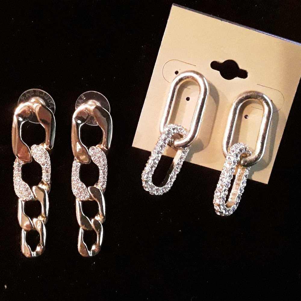 Chain look gold color post earrings with silver rhinestones (lot of 2)
